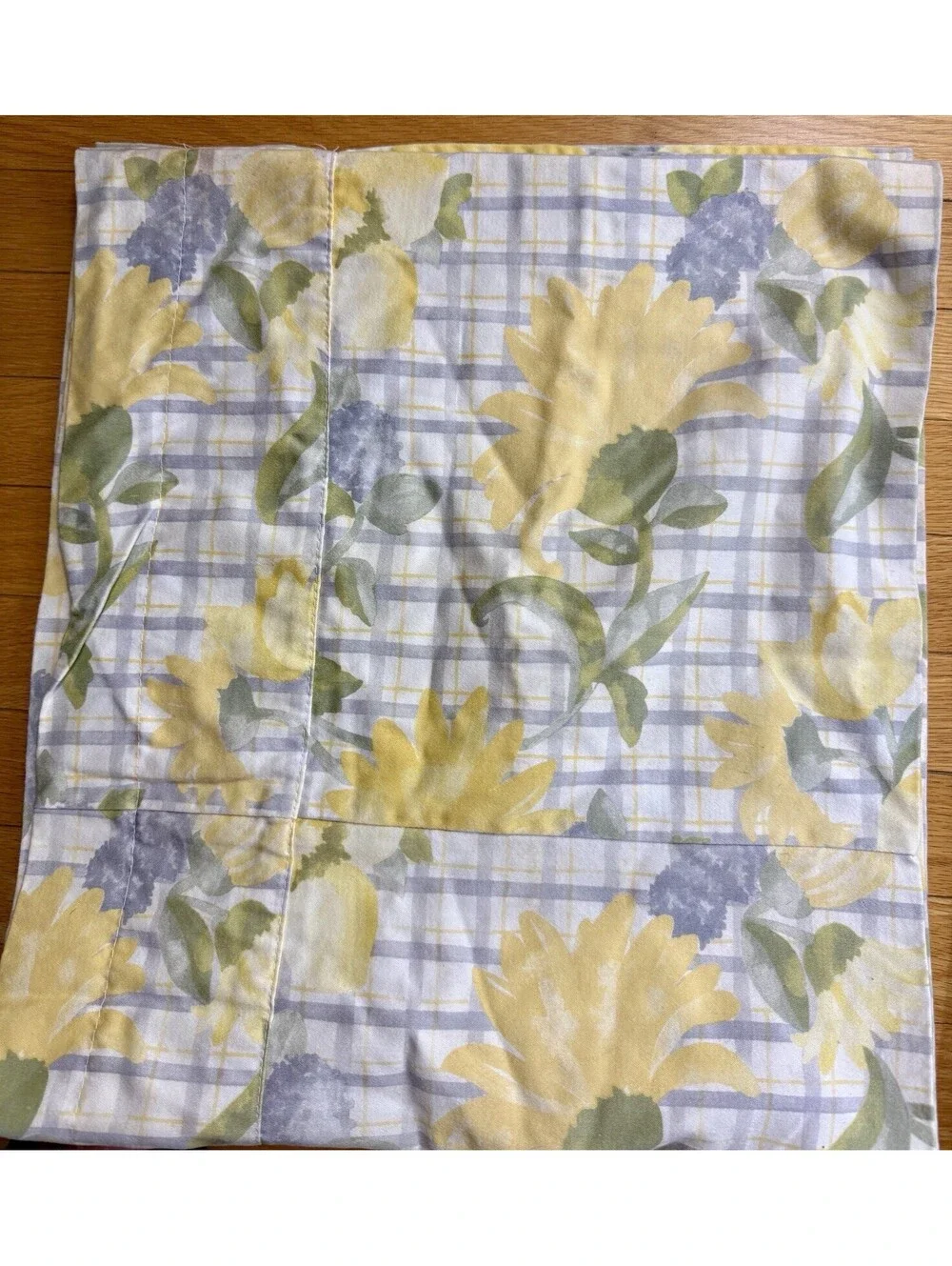 Vintage 1990s Window Valance Country Kitchen Floral Plaid Yellow Gray, 76x16”